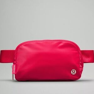 Lululemon Everywhere Belt Bag 1L